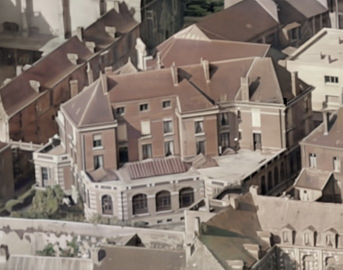 Poste, banque, Photo prise lors de la reconstruction de Maubeuge.