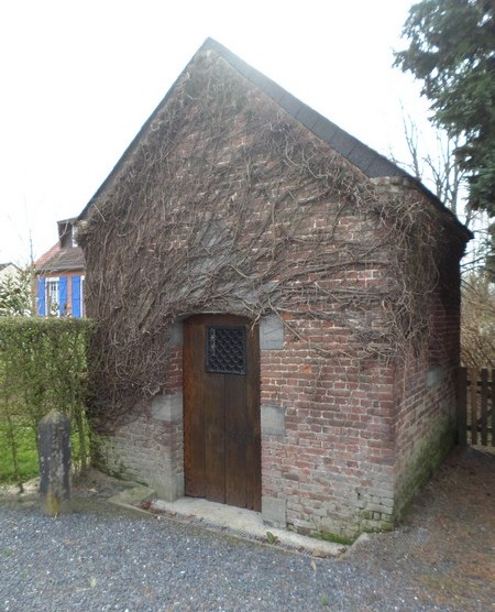 Chapelle à  Mecquignies