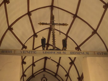 Eglise de Mecquignies, poutre de gloire