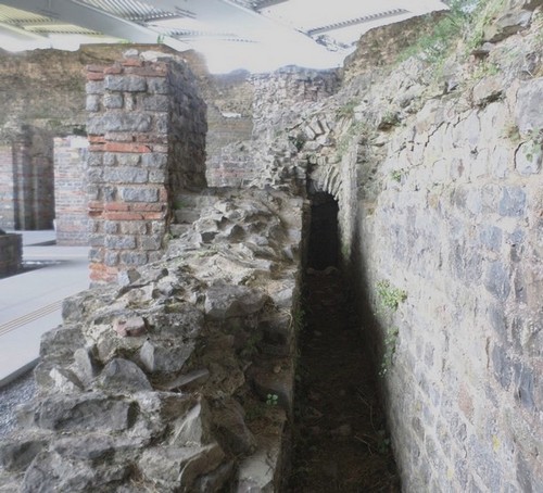 Forum Antique de Bavay, les vestiges romains.