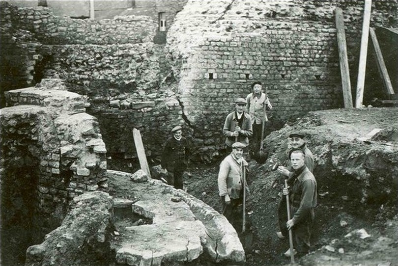 Forum Antique de Bavay, Musée et site archéologique : Fouilles au début des années 50