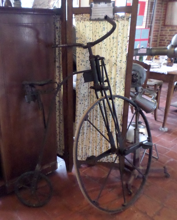 Musée des Évolutions à Bousies.