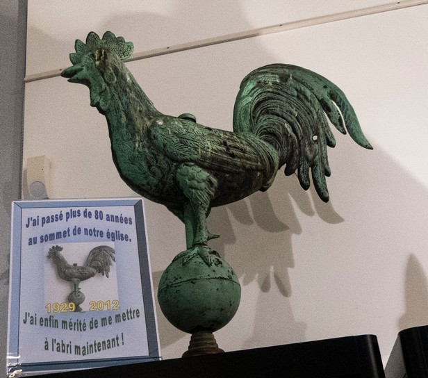 Musée de la Mémoire Verrière de Boussois. Le coq de l'église.