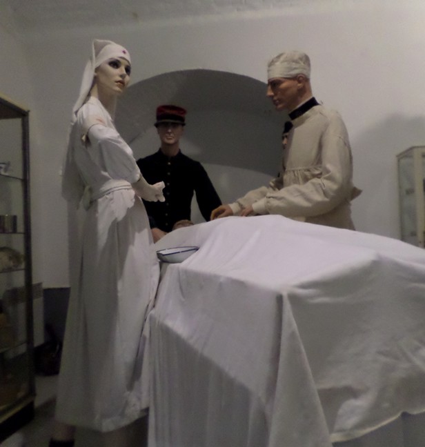 Fort Leveau à Feignies, l'infirmerie.