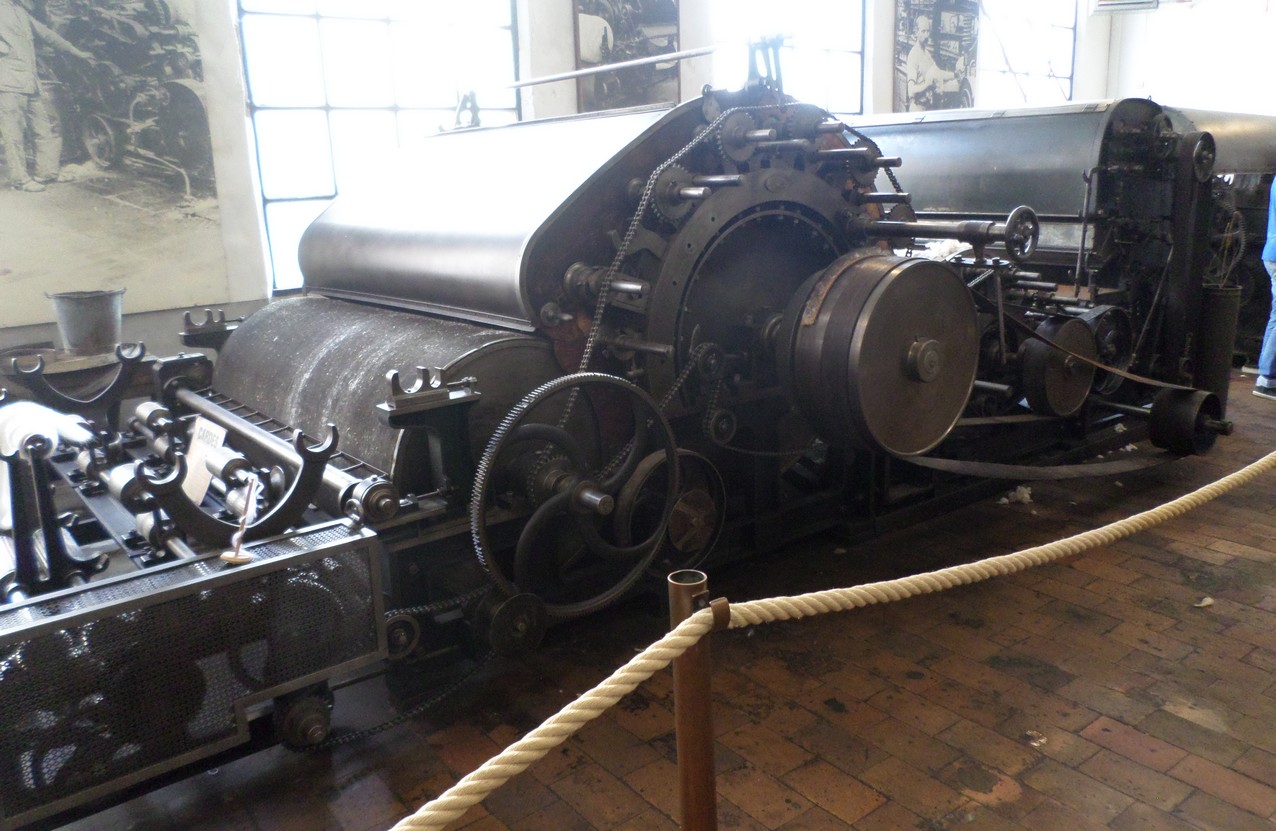 Écomusée de l'Avesnois, Musée du Textile et de la Vie Sociale de Fourmies, machine textile.