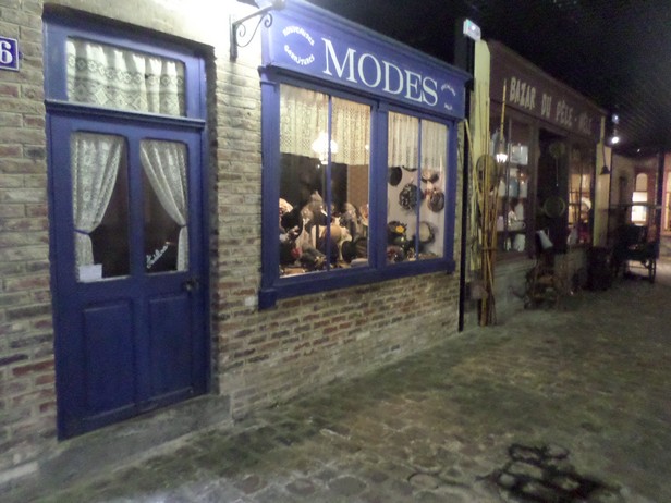 Écomusée de l'Avesnois, Musée du Textile et de la Vie Sociale de Fourmies, rue et boutiques.