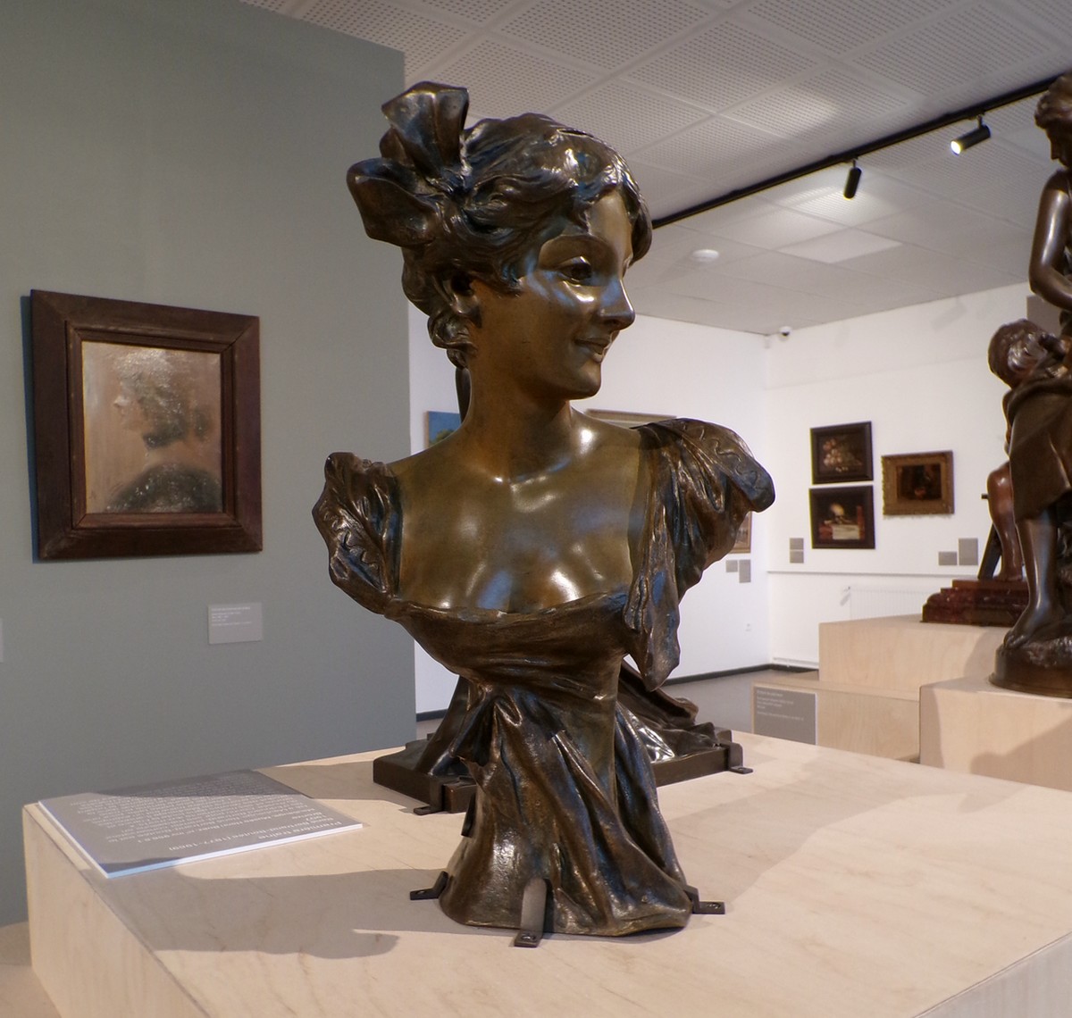 Musée Henri Boëz, nu féminin bronze