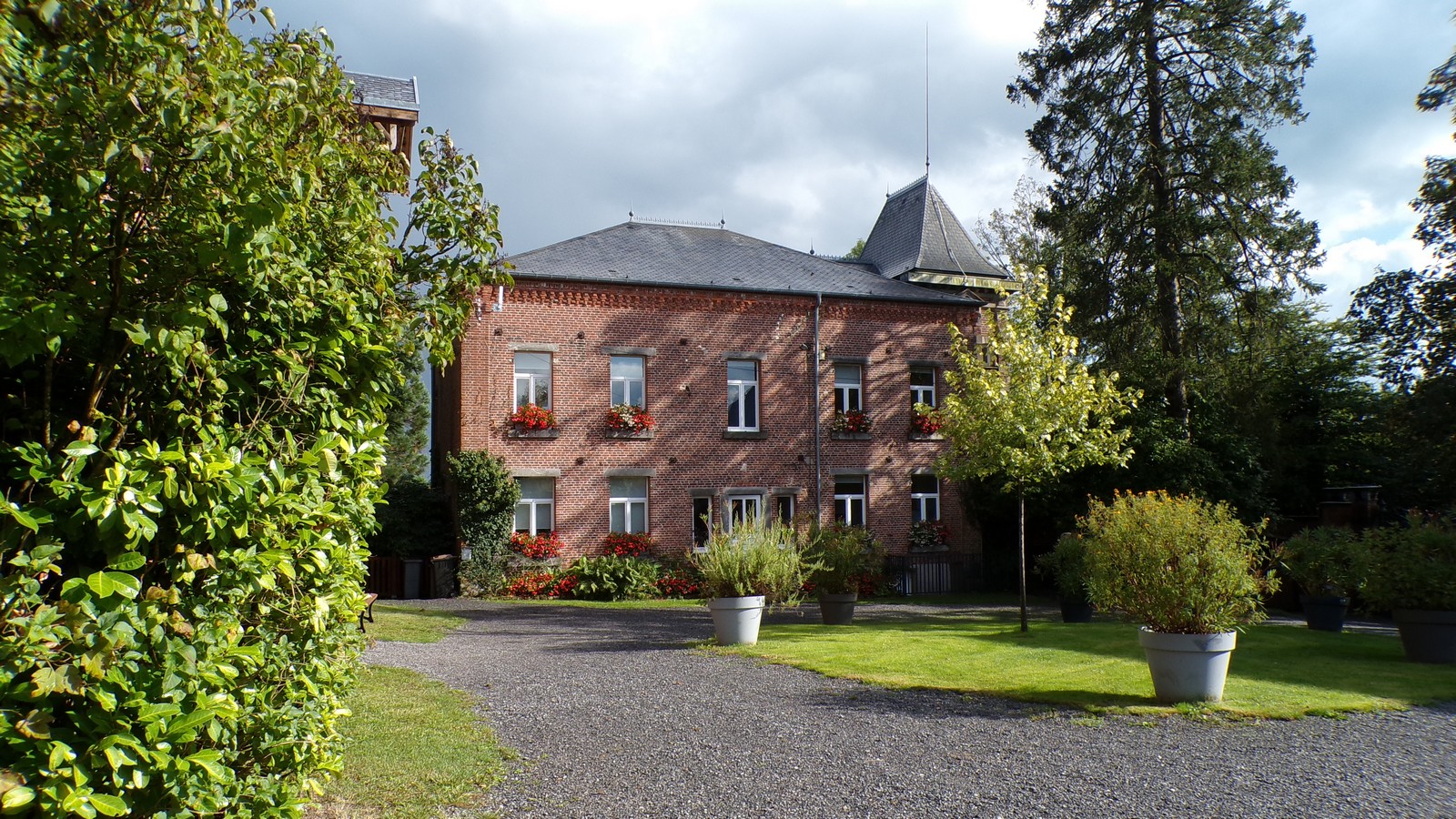Maison du Bocage à Sains du Nord, bâtisse