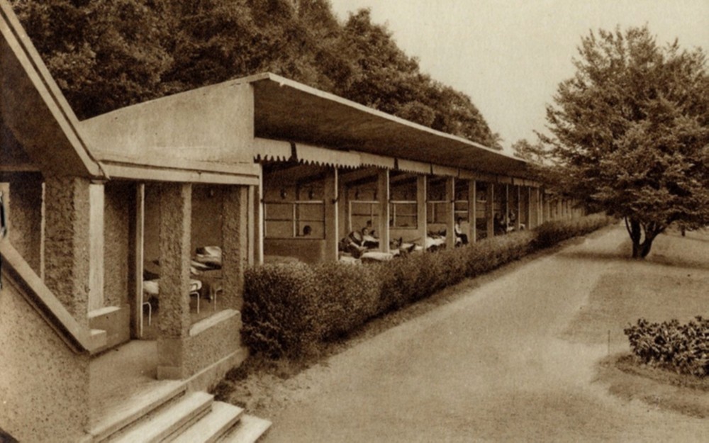Musée du Sanatorium de Felleries-Liessies, solarium.