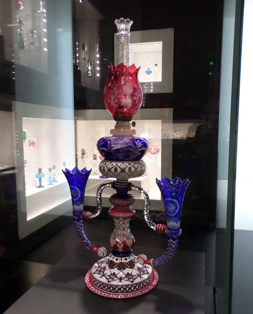 MUSVERRE, Musée du verre de Sars-Poteries, bousillés