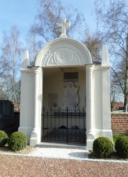 Monument aux morts de  Neuville en Avesnois