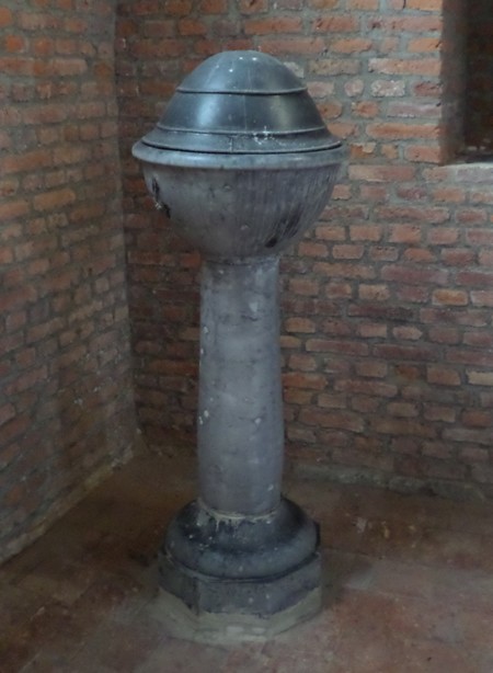 Fonts baptismaux ,  Noyelles sur Sambre 