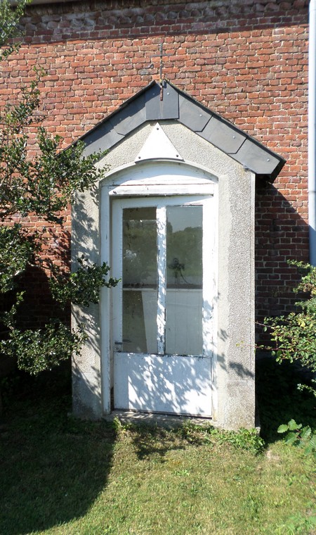 Chapelle rue Haute à Pont sur Sambre