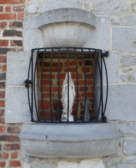 Niche Grand Rue à Pont sur Sambre