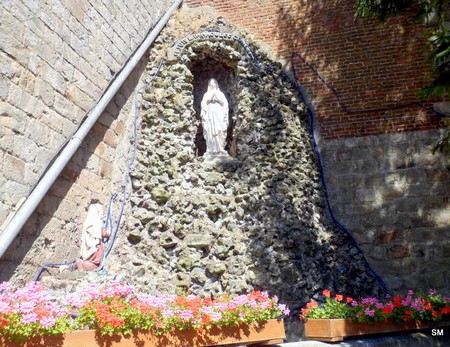Preux au Bois, grotte ND de Lourdes