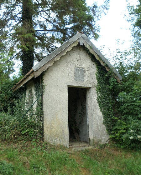 Preux au Sart, chapelle ND de Bonsecours.
