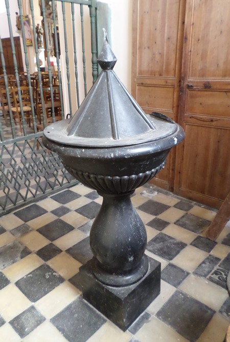 Eglise de Preux au Sart, fonts baptismaux