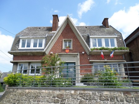 Preux au Sart, mairie