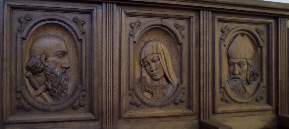 Eglise de Prisches, panneaux sculptés.