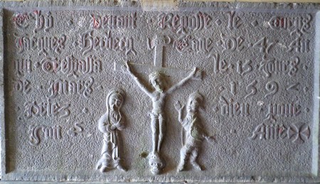 Eglise de Ramousies, pierre tombale
