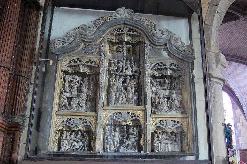 Retable de l'église St Sulpice à Ramousies