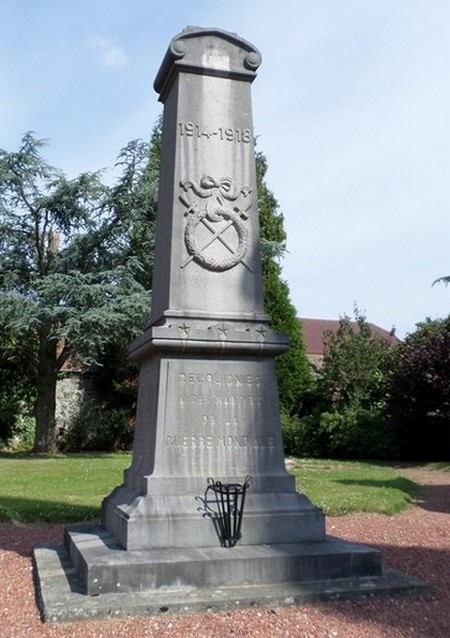 Monument aux Morts de Recquignies
