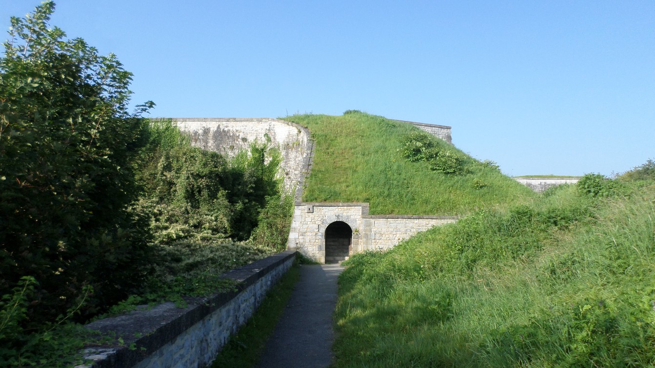 Les remparts d'Avesnes sur Helpe. Le bastion de la Reine.