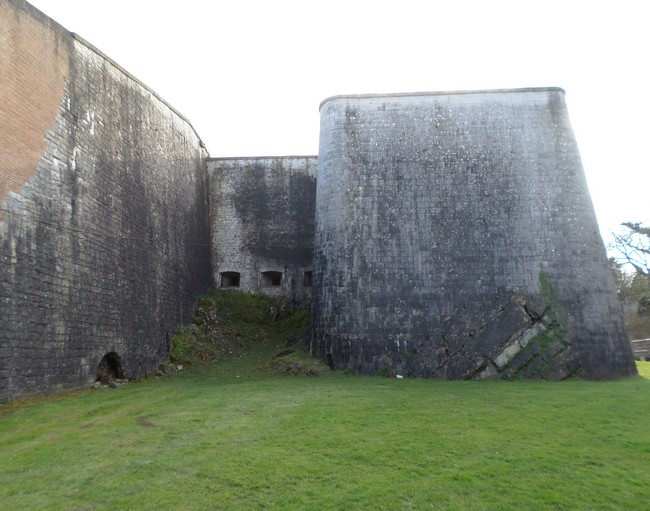 Les remparts d'Avesnes sur Helpe.