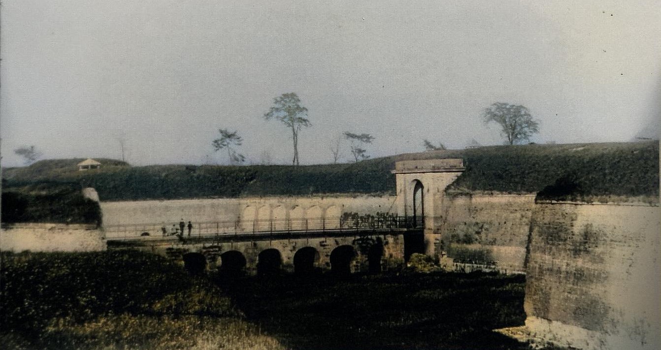 Remparts de Landrecies, plan relief, front 31 - 32.