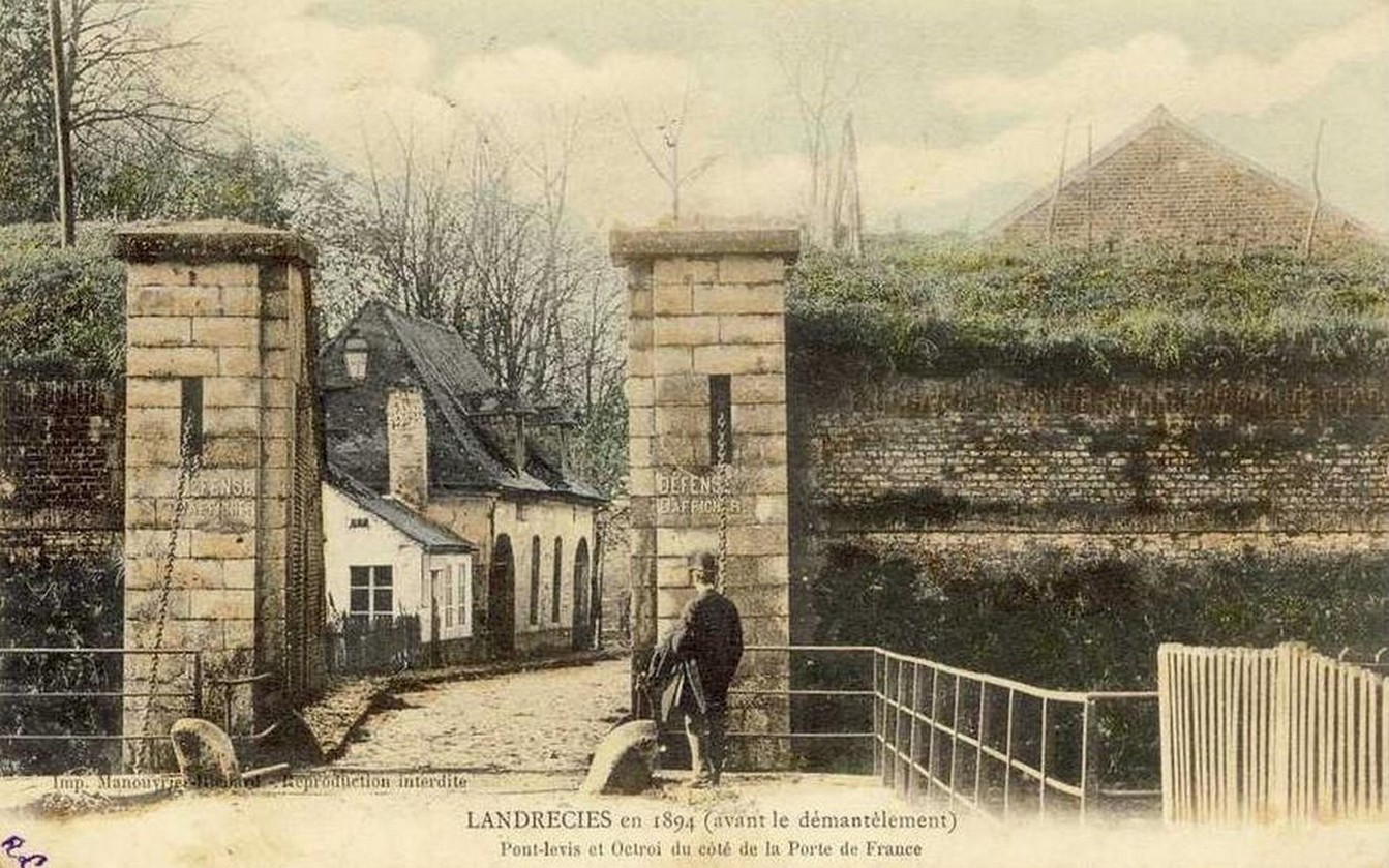 Remparts de Landrecies, demi-lune de France