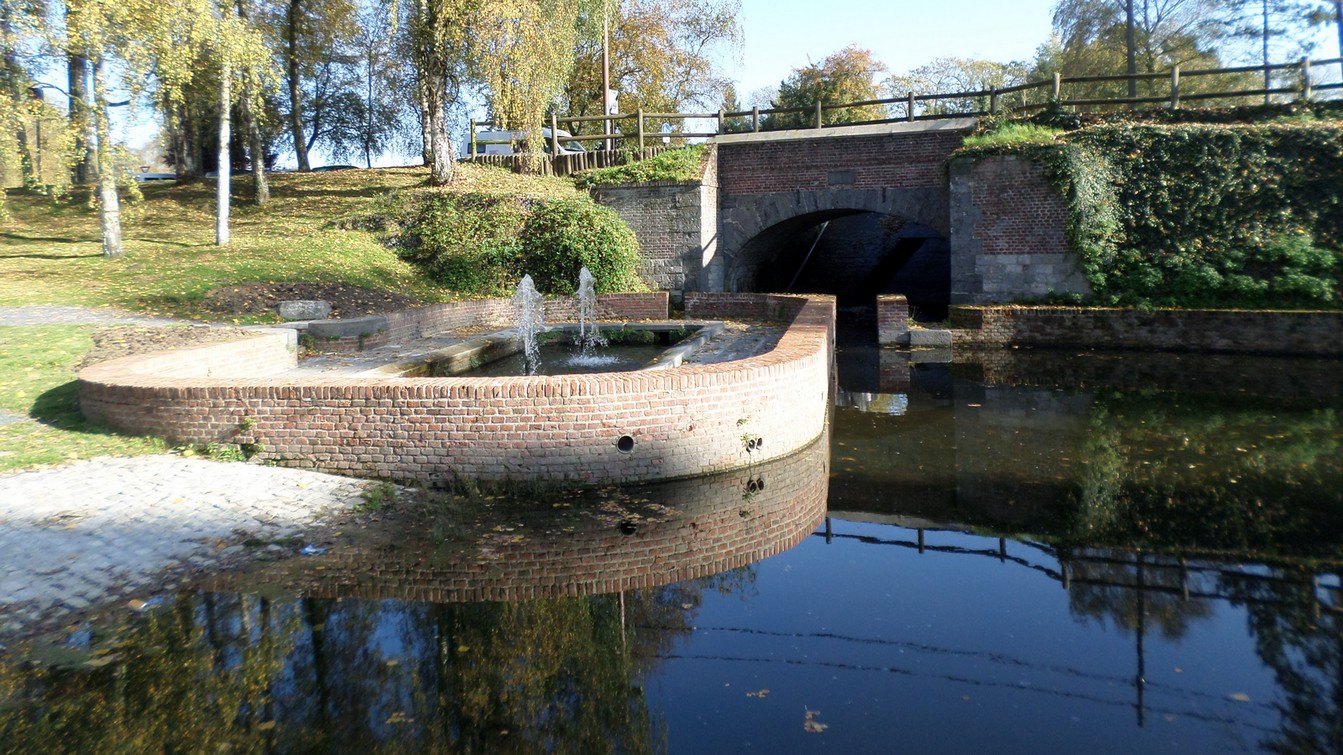 Le Quesnoy, ses remparts. l'abreuvoir