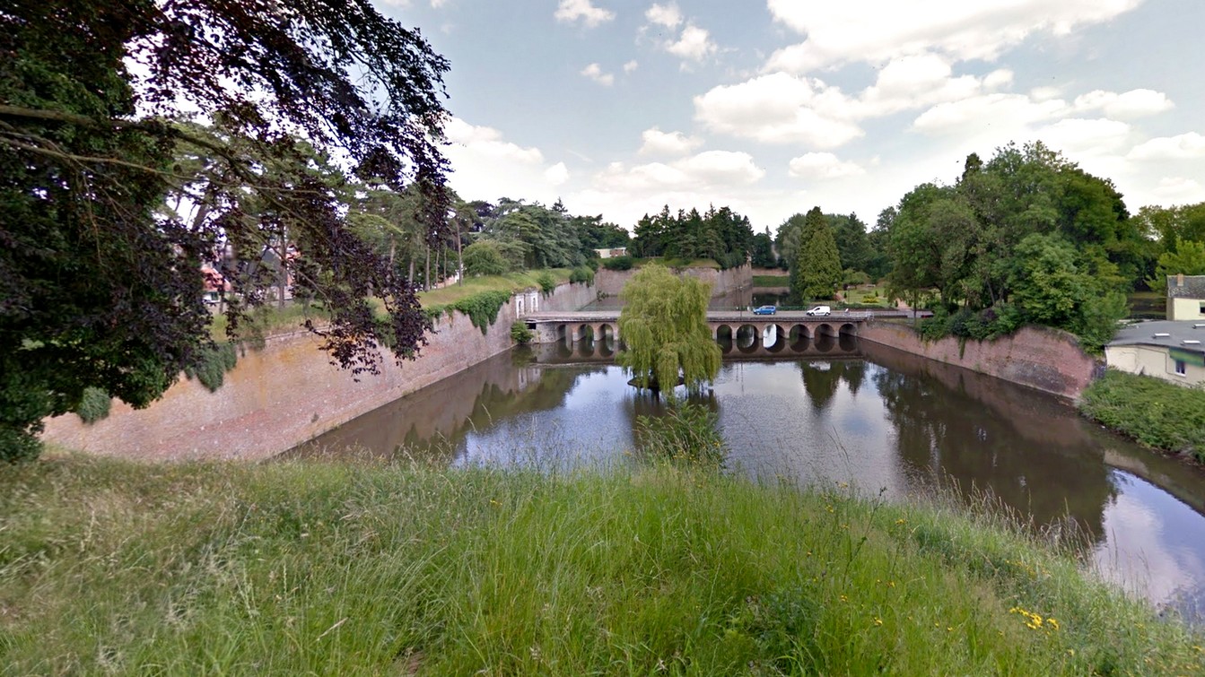 Le Quesnoy, ses remparts. porte de Fauroeulx