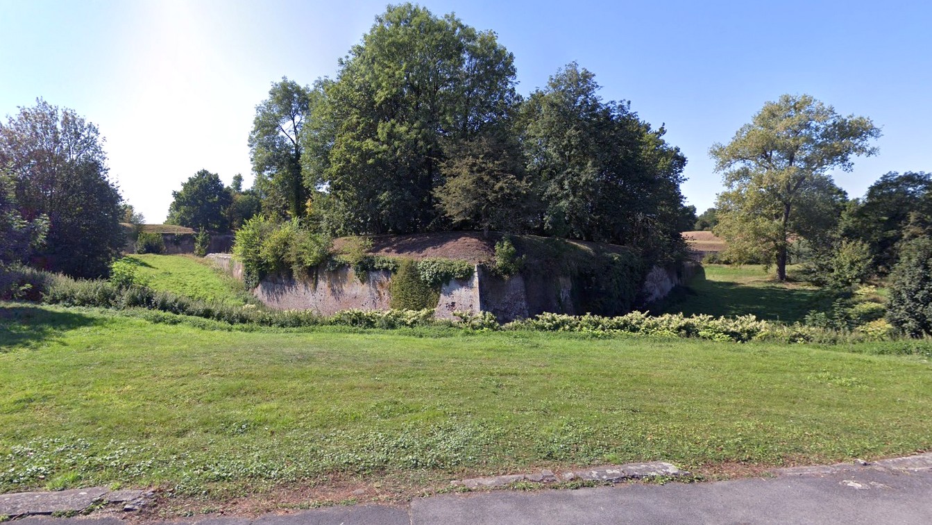 Le Quesnoy, Demi-lune des Grais