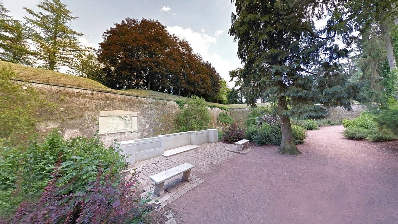 Le Quesnoy, ses remparts. Le mémorial Néo-Zélandais.