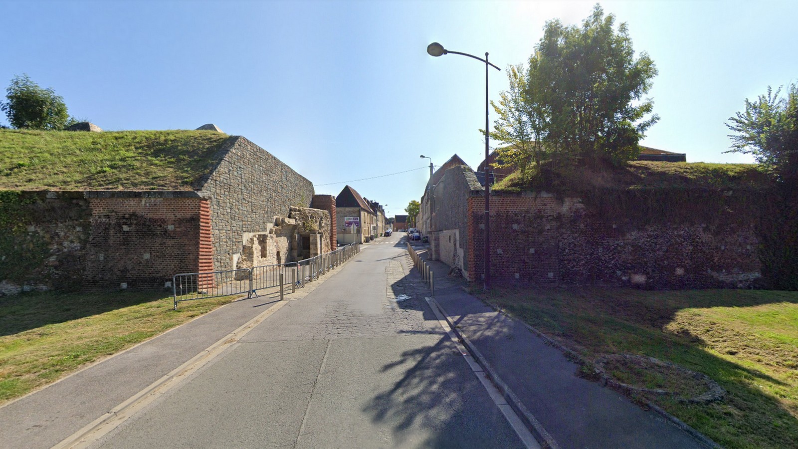 Le Quesnoy, ses remparts. Porte St Martin