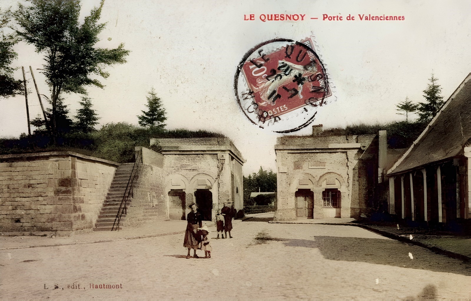 Le Quesnoy, La porte de Valenciennes avant son élargissement.