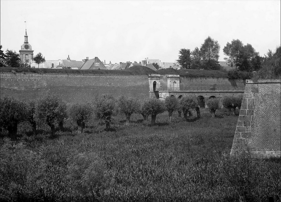 Le Quesnoy, ses remparts. Histoire des fortifications de Vauban.