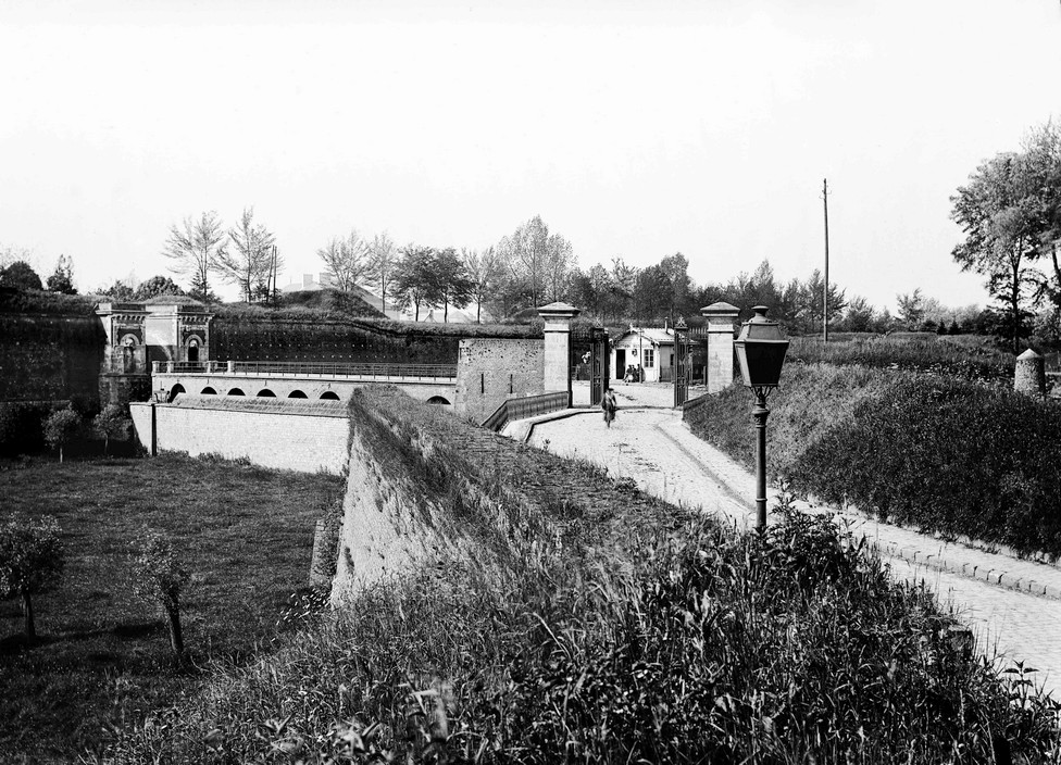 Le Quesnoy, ses remparts. Histoire des fortifications de Vauban.