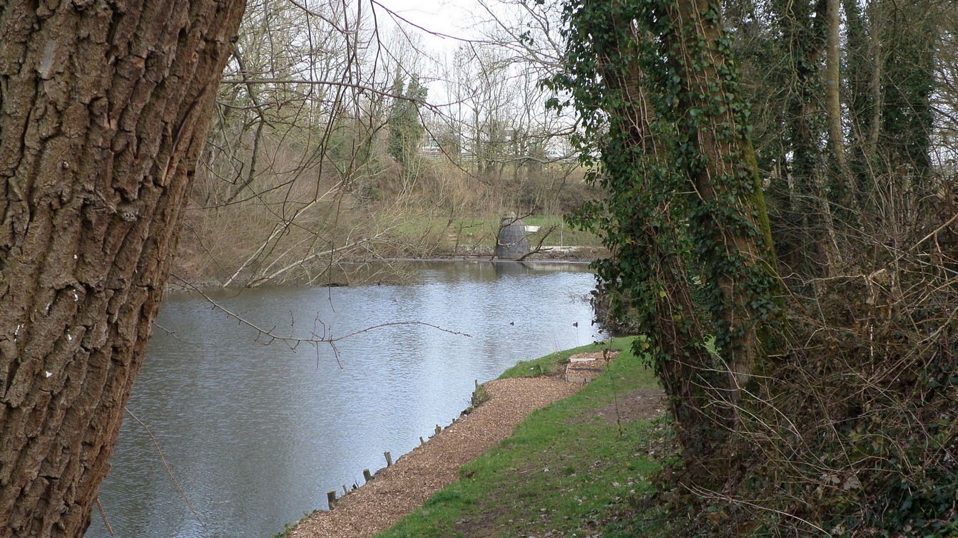 Remparts de Maubeuge, le batardeau et sa dame, Etangs Monier.