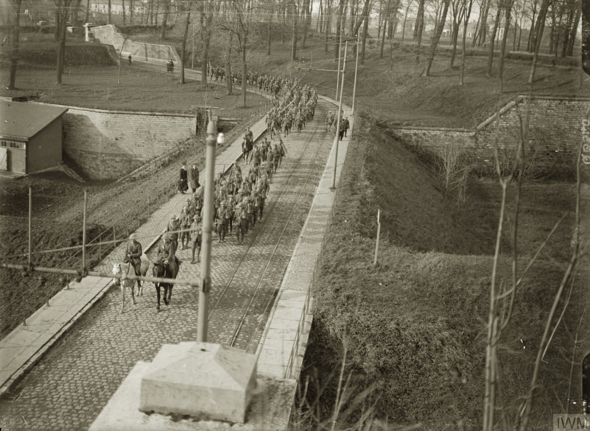 Les remparts de Maubeuge, Porte de Bavay