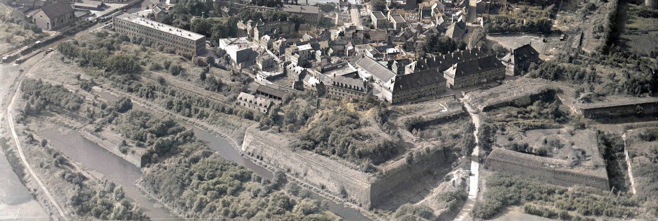 Remparts de Maubeuge, fausse sambre, demi-lune de Croix.