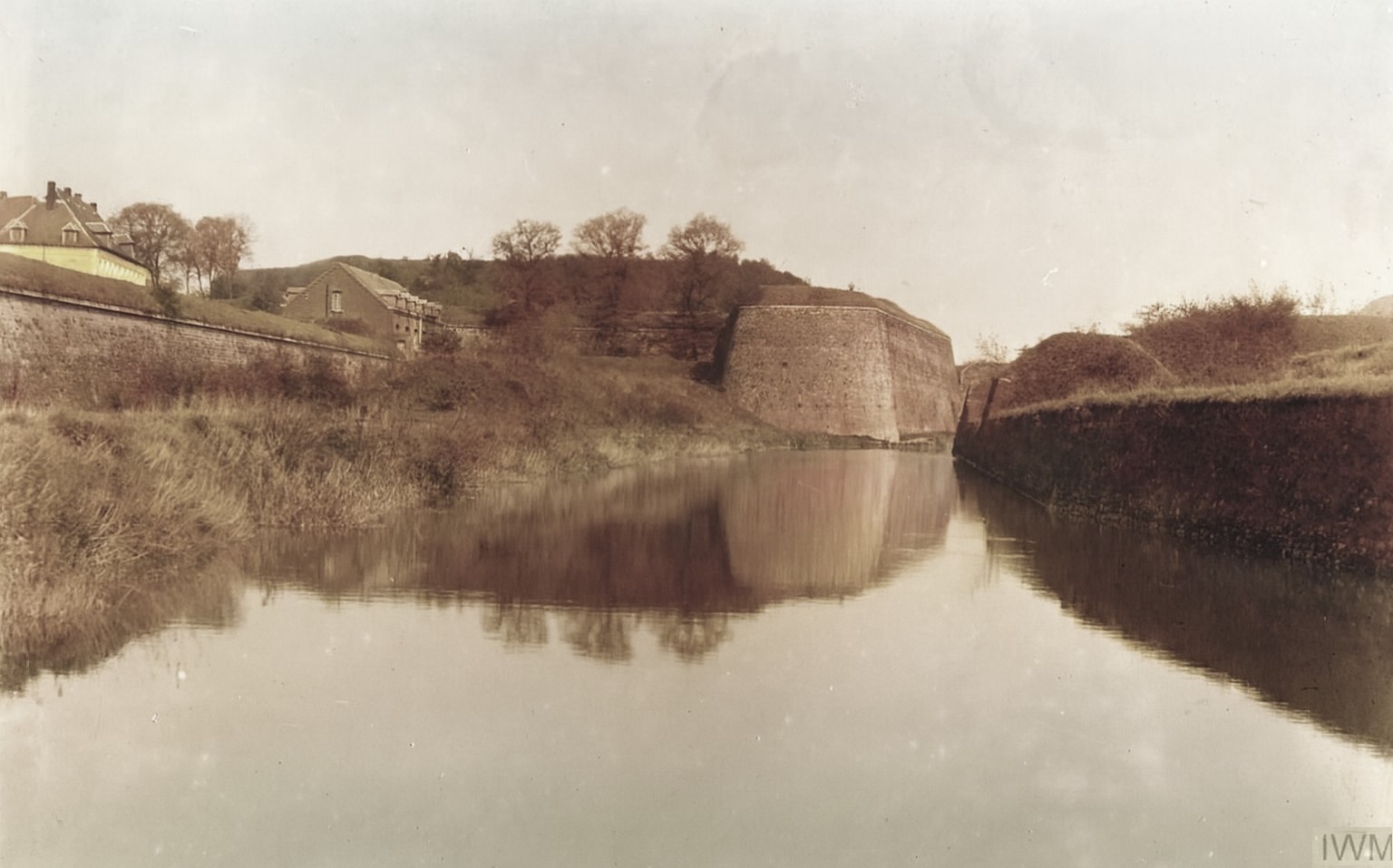 Les remparts de Maubeuge, l'ouvrage à cornes.