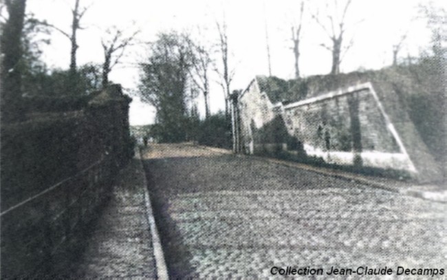 Remparts de Maubeuge, sortie de ville  par la demi-lune.