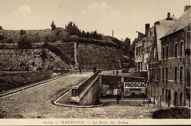 Maubeuge, la porte des Poilus.