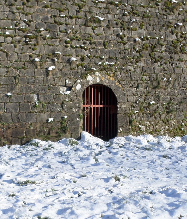 Remparts de Maubeuge, entrée des souterrains.