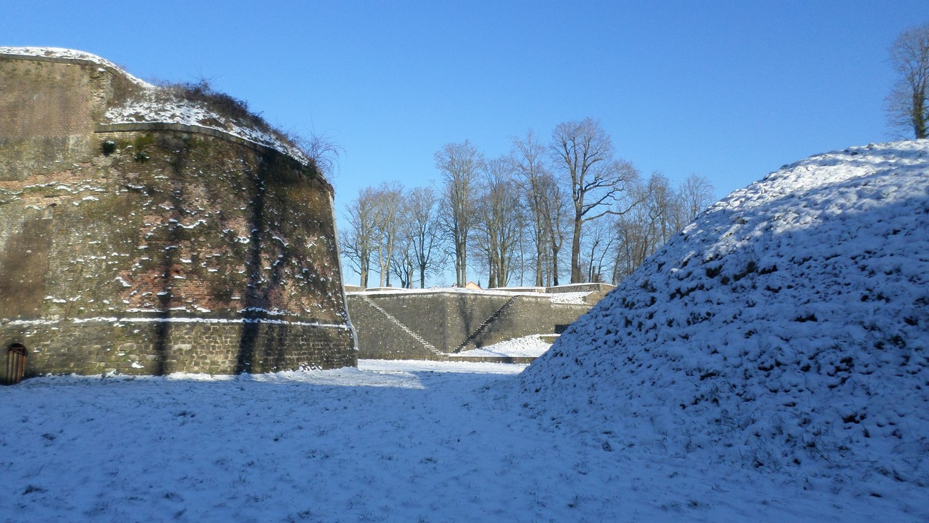 Remparts de Maubeuge, le pas de souris de la porte de Mons