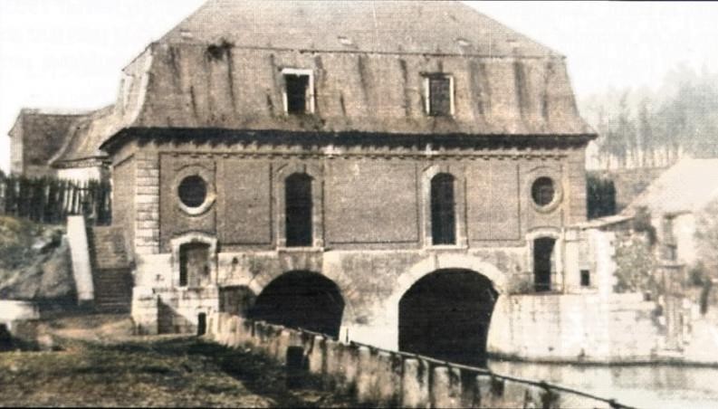 Les remparts de Maubeuge, la porte d'entrée des eaux.