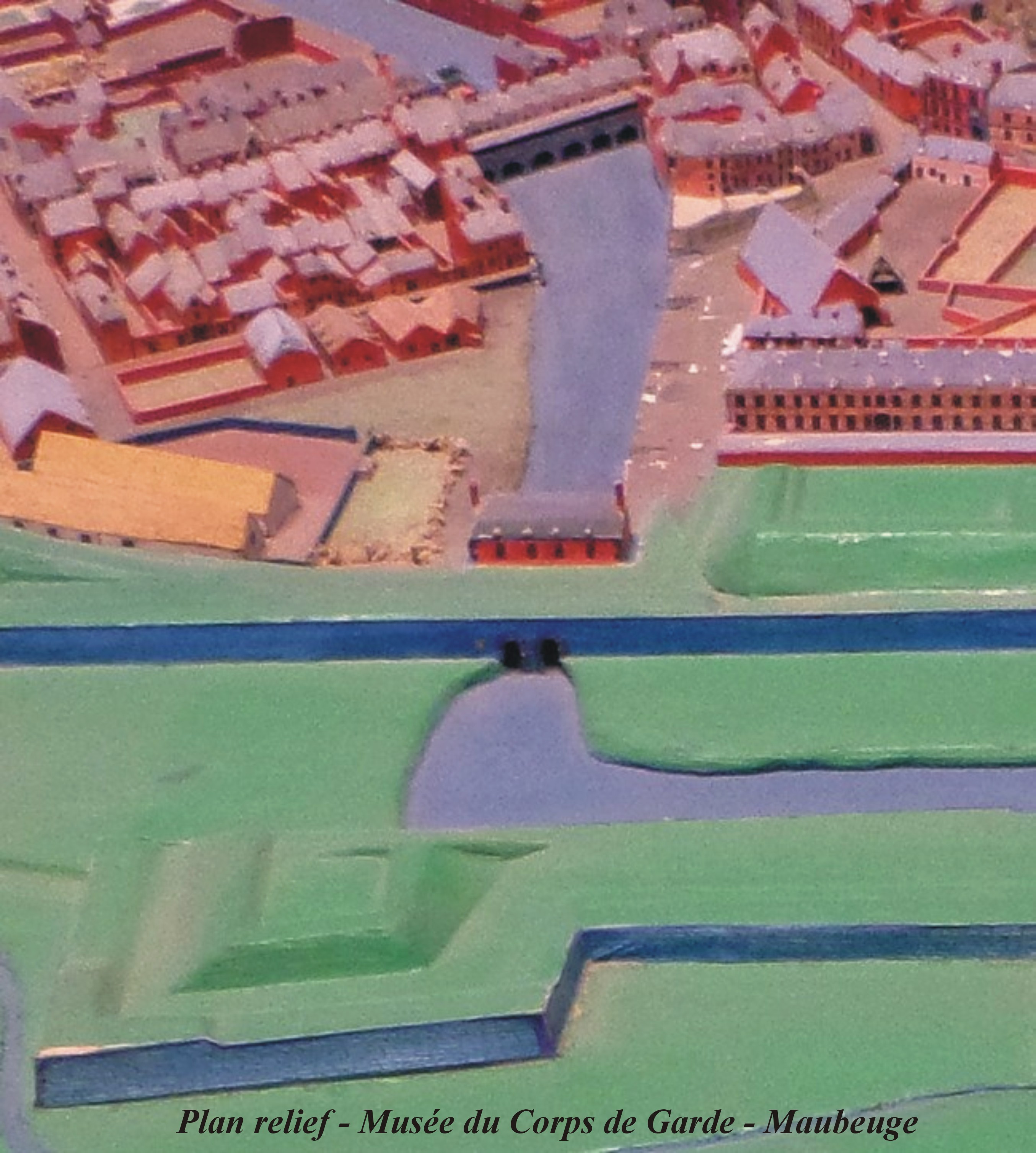 Remparts de Maubeuge, la porte de sortie des eaux sur le plan relief.