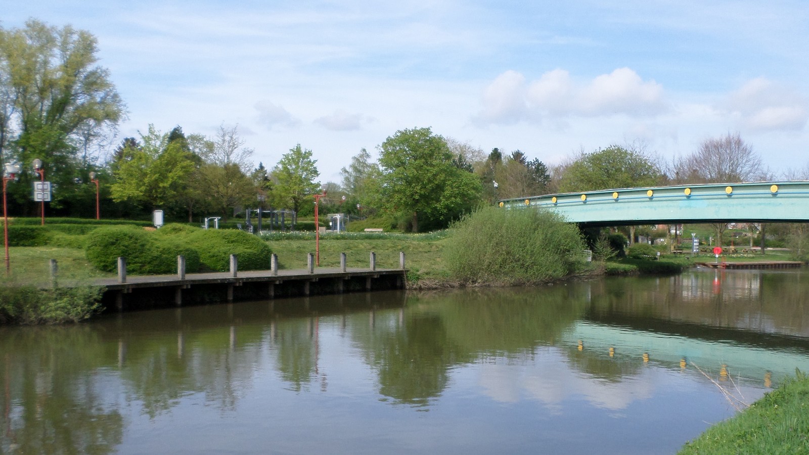 La halte nautique de Boussières-sur-Sambre