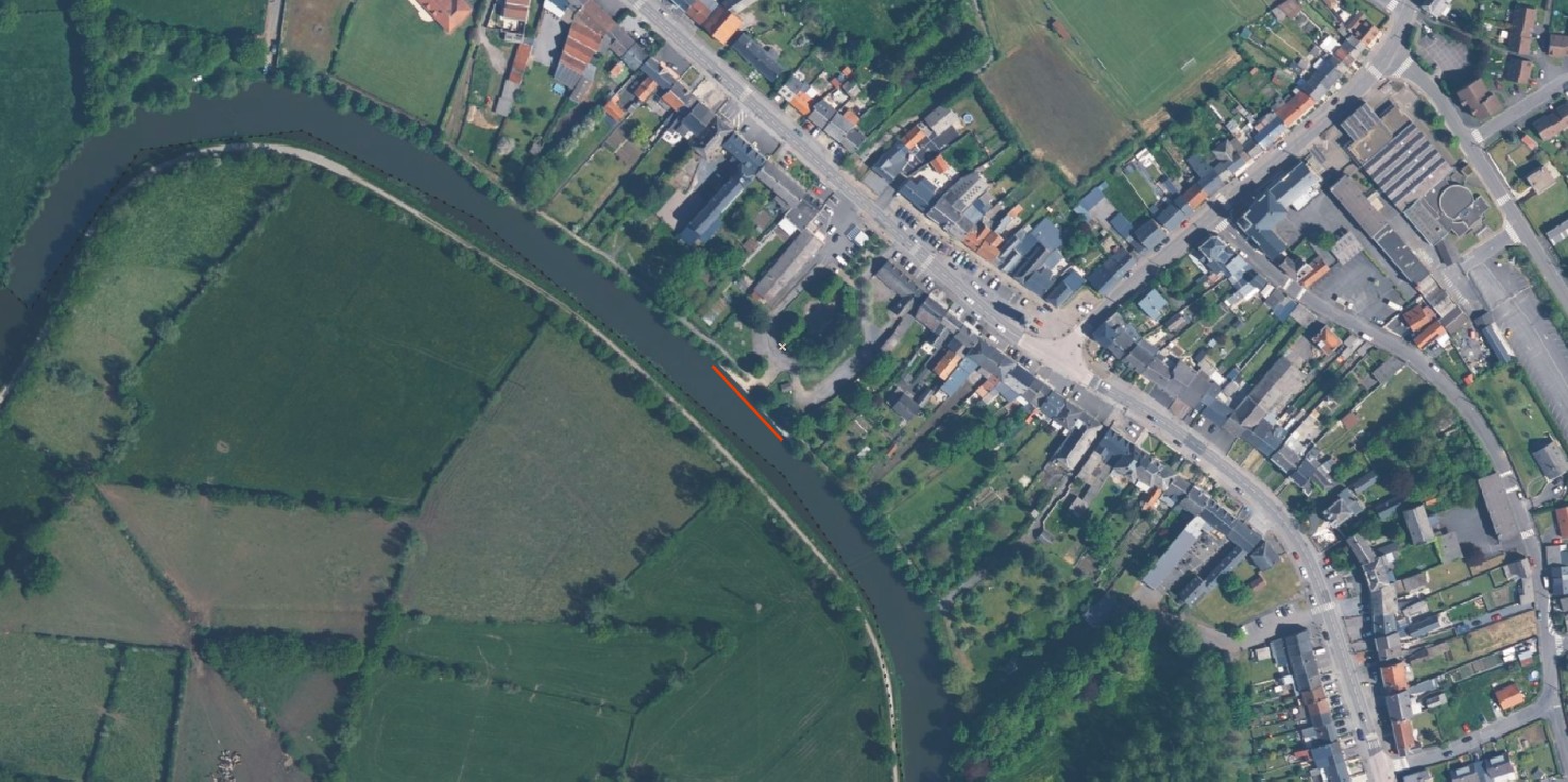 La halte nautique de Pont-sur-Sambre